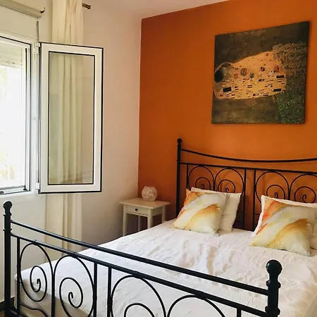 Villa Luxurious In Peloponnese With Swimming Pool Kamária