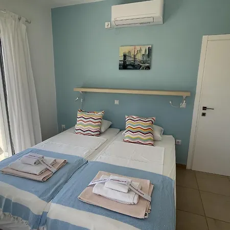 Luxurious In Peloponnese With Swimming Pool Καμάρια