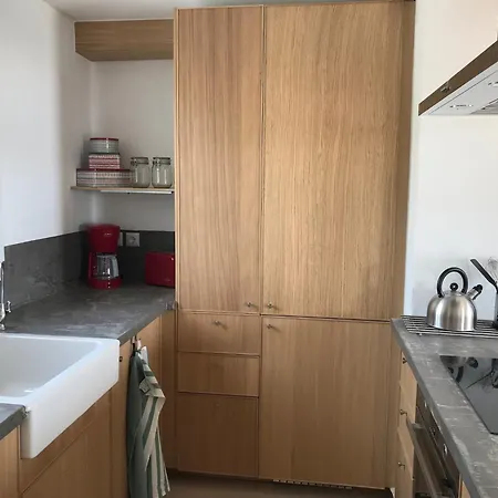 Luxurious In Peloponnese With Swimming Pool וילה Kamária