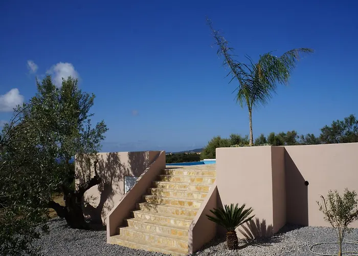 Luxurious In Peloponnese With Swimming Pool Kamária