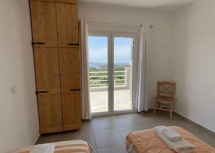 Luxurious In Peloponnese With Swimming Pool * Kamária