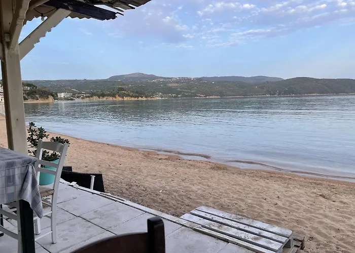 Villa Luxurious In Peloponnese With Swimming Pool Kamária