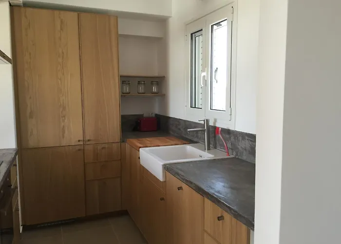 Villa Luxurious In Peloponnese With Swimming Pool Kamária