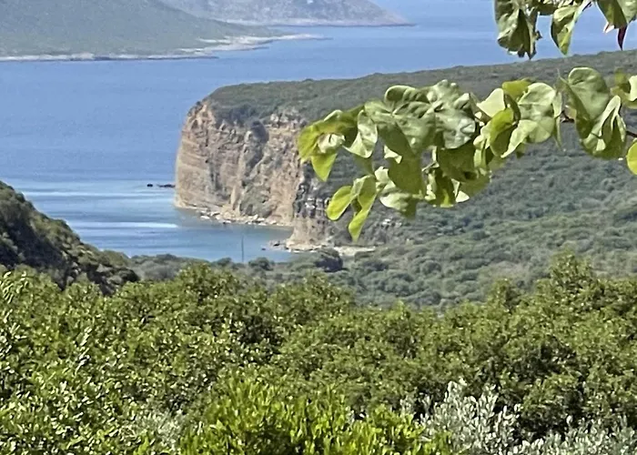 Villa Luxurious In Peloponnese With Swimming Pool